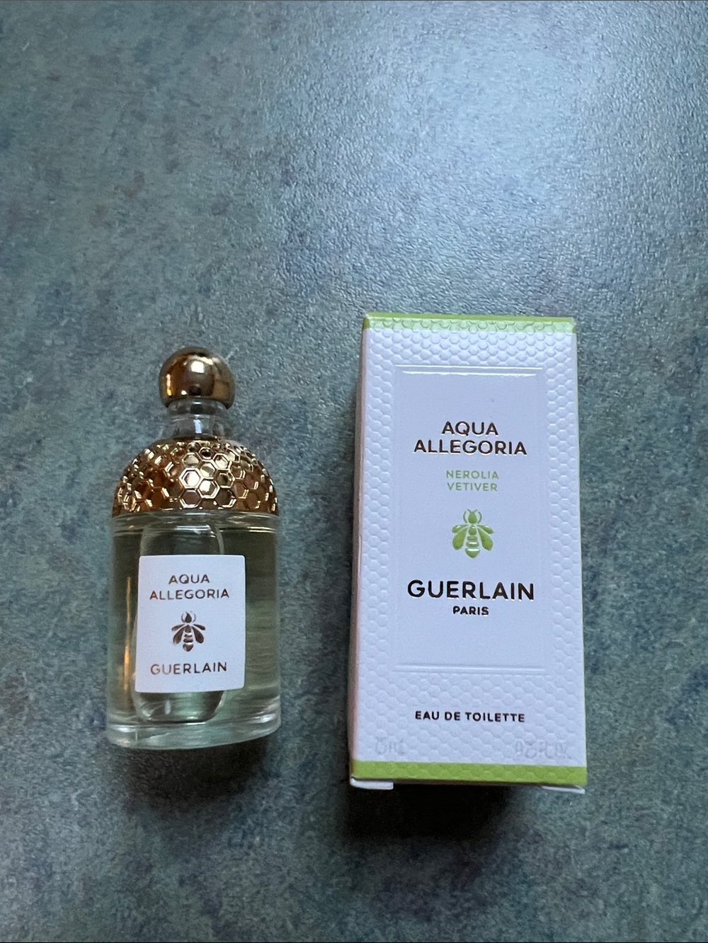 GUERLAIN Aqua Allegoria Nerolia Vetiver miniature collector bottle for women
